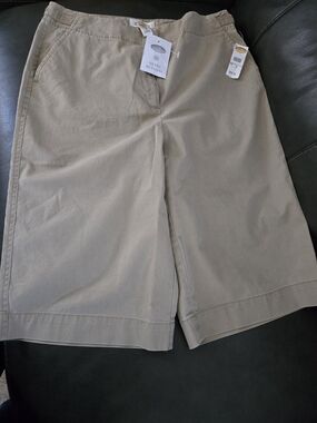 Talbots Khaki/Tan Women's Casual Shorts with Tag